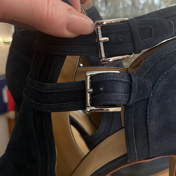 Micheal Kors Booties. Blue Suede. Size 11 - Picture 4 of 5